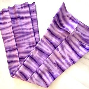 Pettacci Flare stretch Leggings great fit gorgeous purple contemporary print L
C